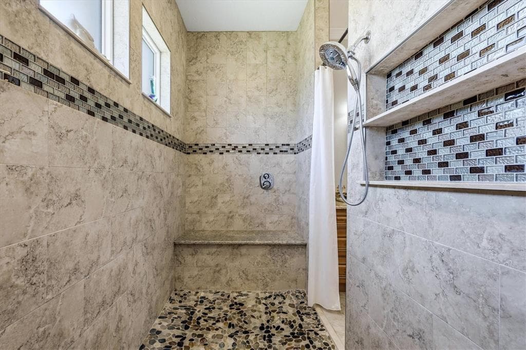 15610 SEAFOAM CIRCLE photo 25