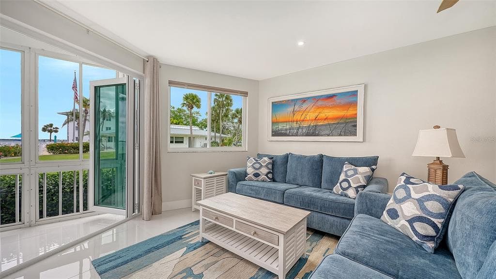 771 JOHN RINGLING BOULEVARD #5 4