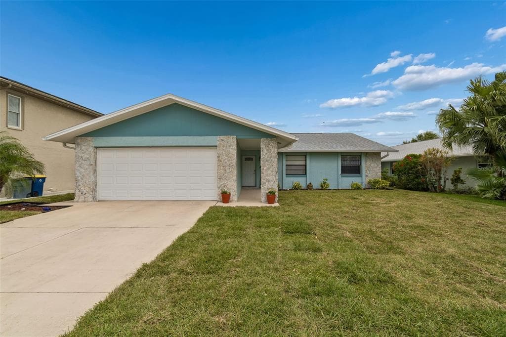 5440 LEAHY LANE photo 2