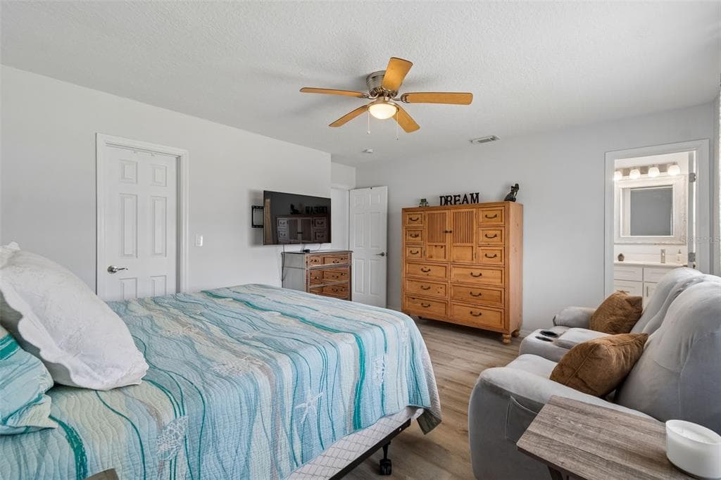 5440 LEAHY LANE photo 17