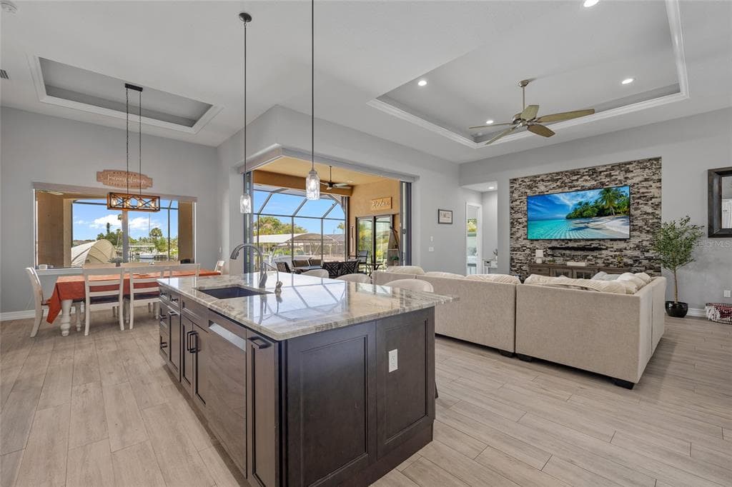 4286 HARBOR BOULEVARD photo 12
