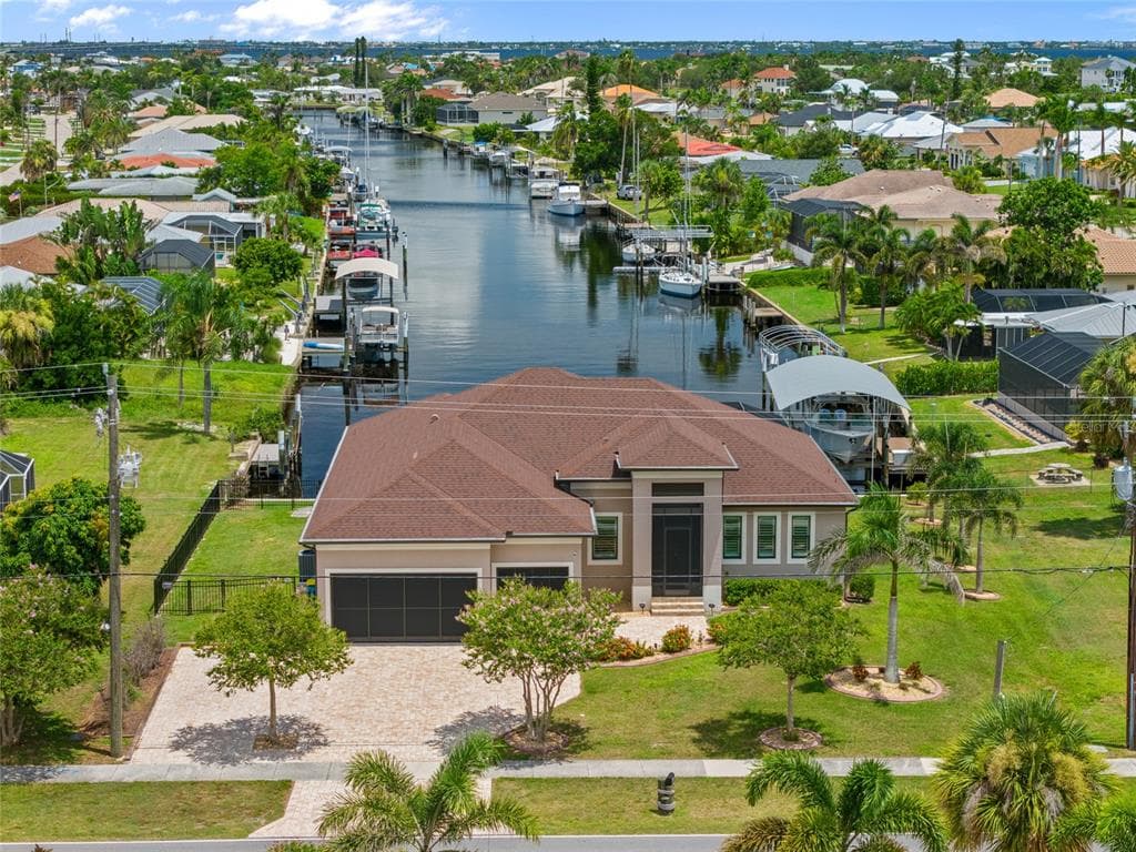 4286 HARBOR BOULEVARD 1
