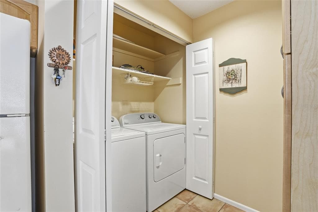 4289 ISLAND CIRCLE 1 photo 18