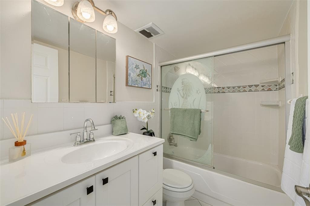250 126TH AVENUE 104 photo 12