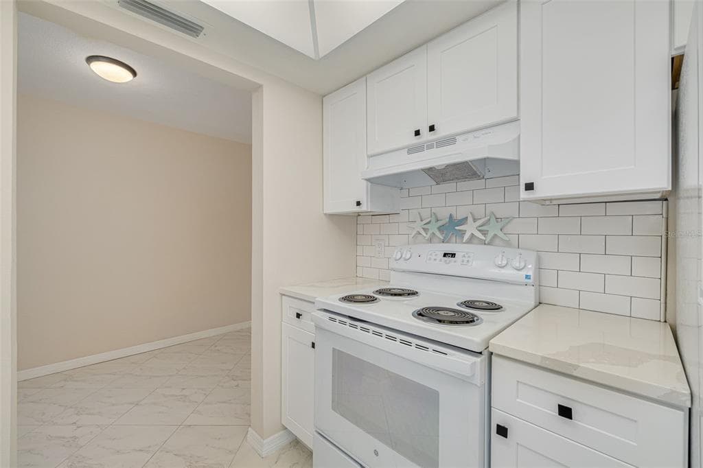 250 126TH AVENUE 104 photo 11