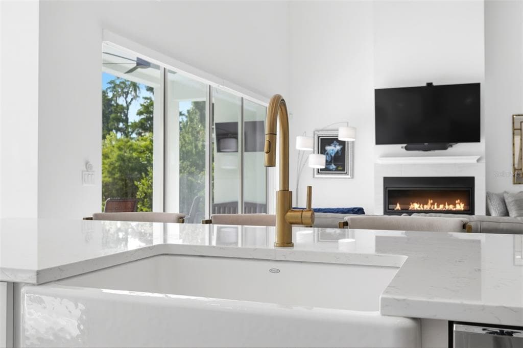 17104 CRAWLEY ROAD photo 22