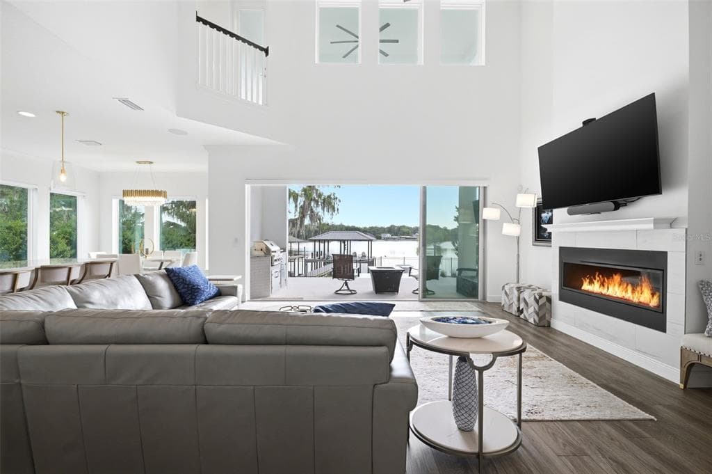 17104 CRAWLEY ROAD photo 8
