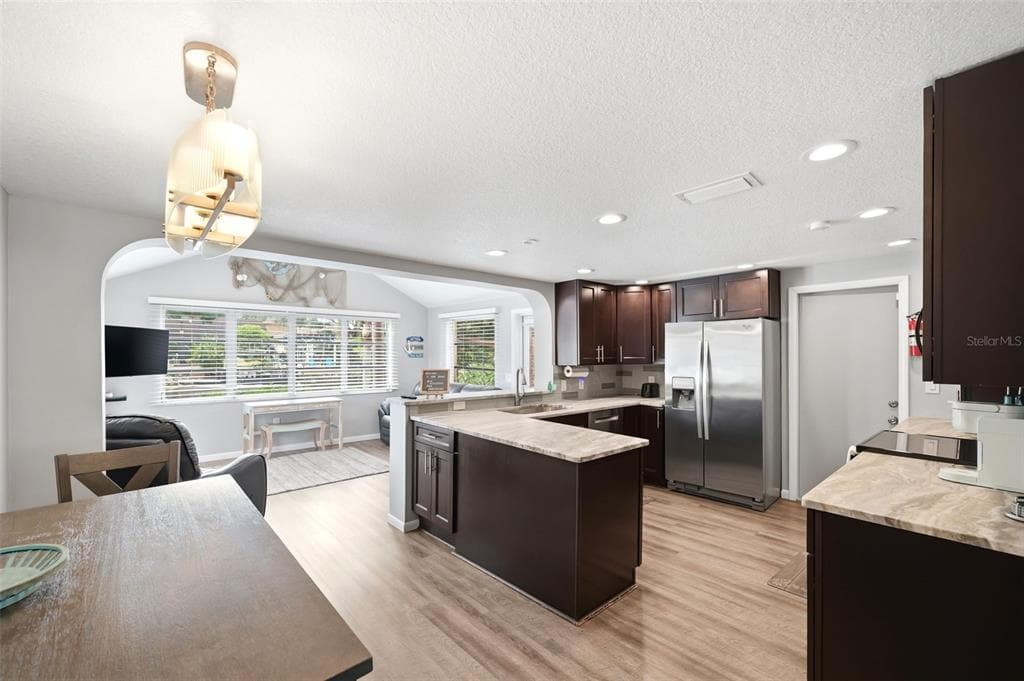 51 CYPRESS DRIVE photo 11