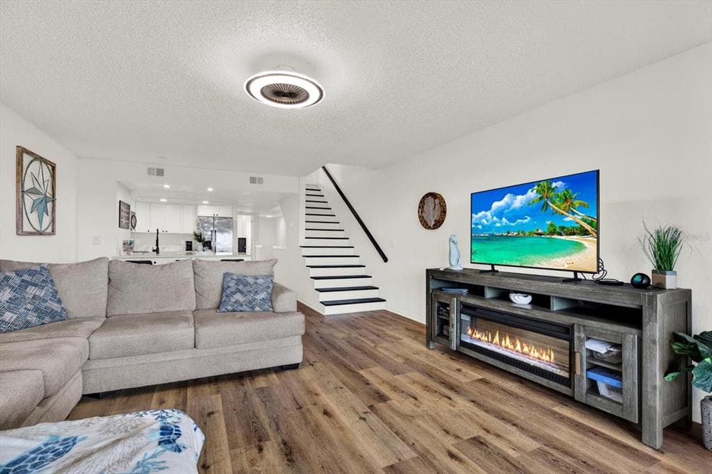9472 TARA CAY COURT 2 photo 7