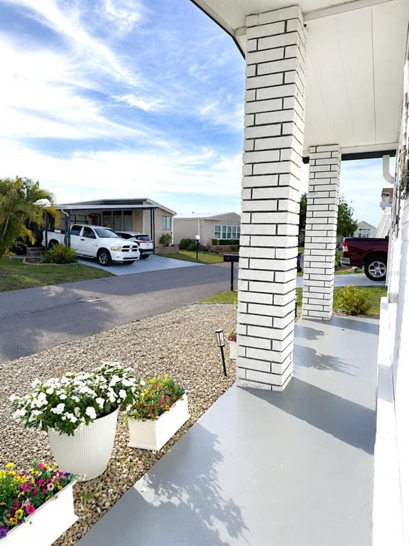 216 MARTINIQUE ROAD photo 6
