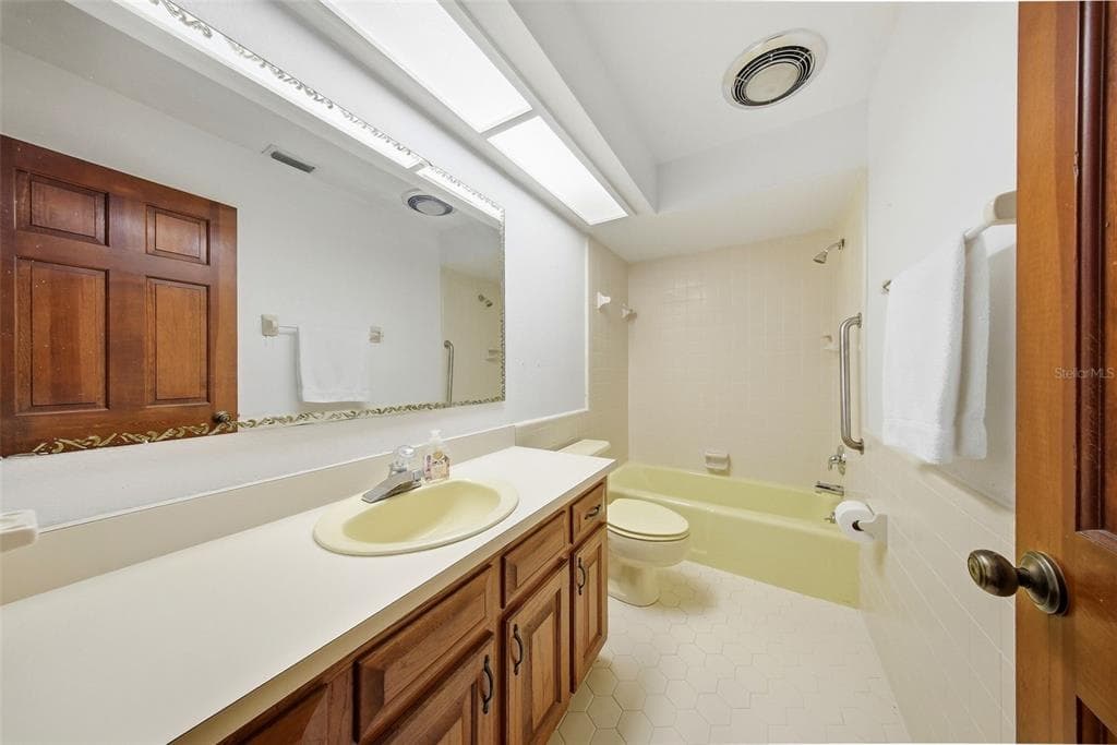 410 S RAMONA AVENUE photo 25