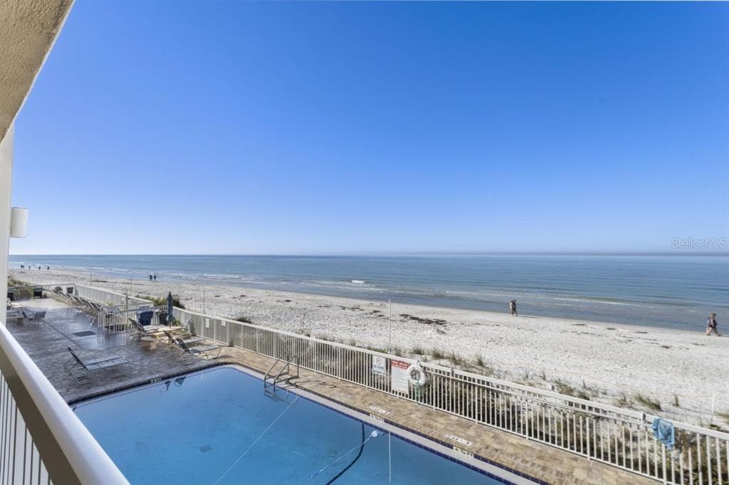 50 GULF BOULEVARD 301 photo 22