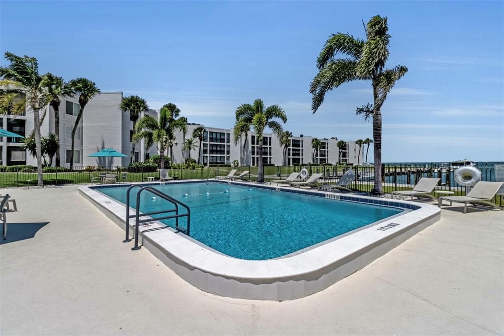 448 GULF OF MEXICO DRIVE #A205 5