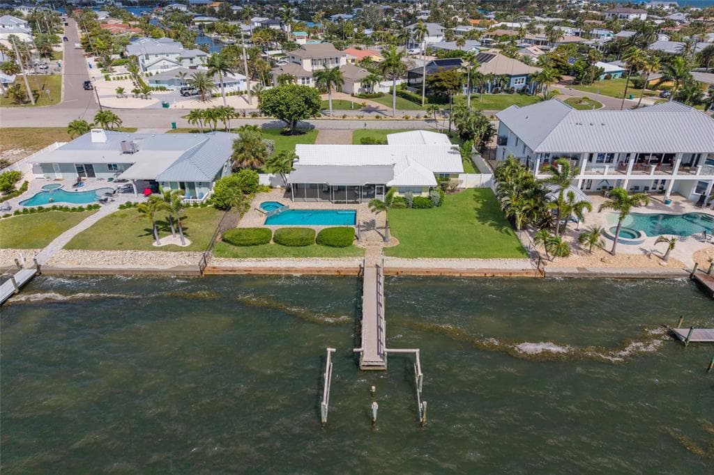 633 KEY ROYALE DRIVE photo 17