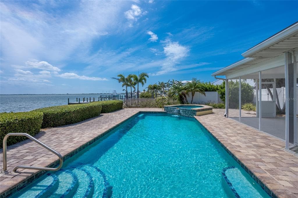 633 KEY ROYALE DRIVE photo 8