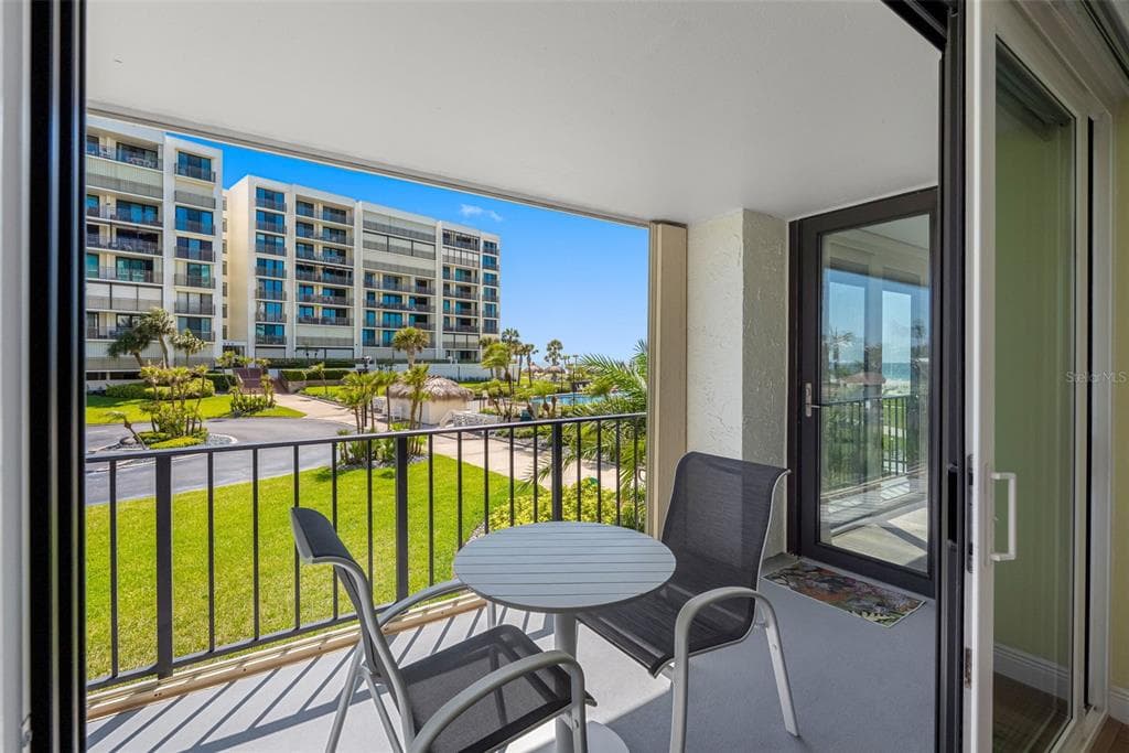 1400 GULF BOULEVARD 101 photo 17