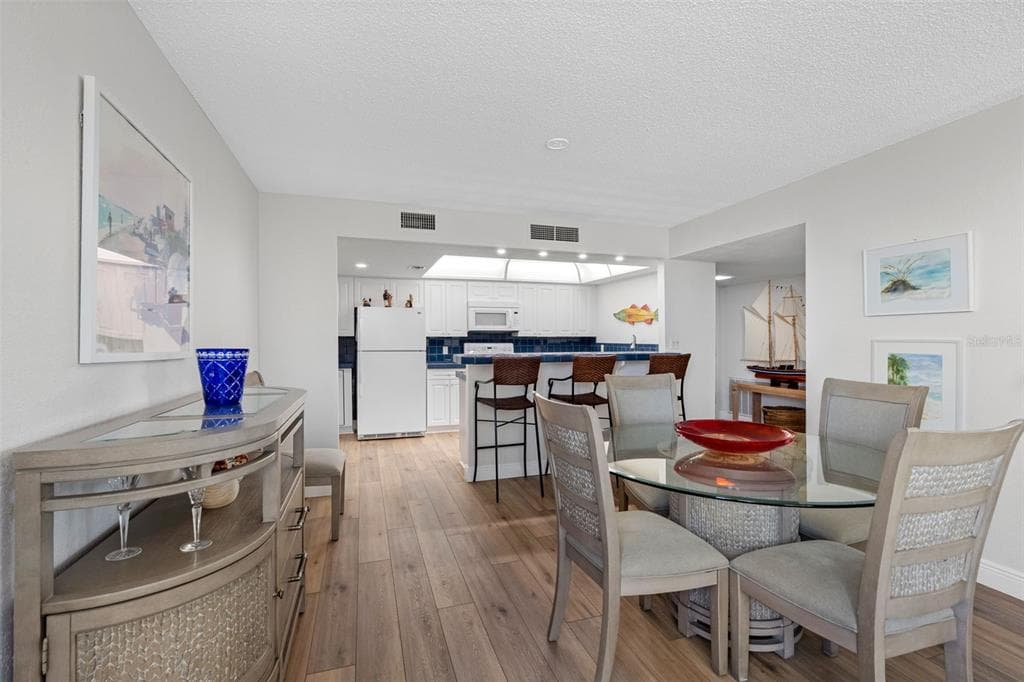 1400 GULF BOULEVARD 101 photo 19