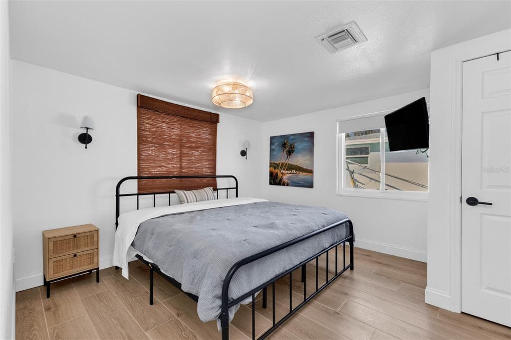 1495 S MARYKNOLL ROAD photo 18