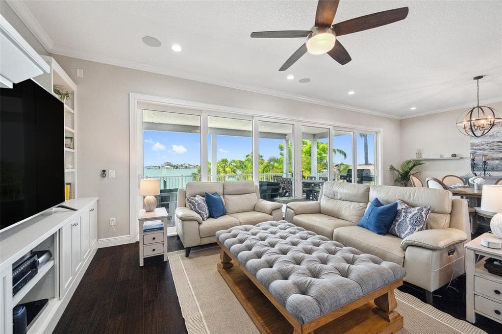 7115 BAY STREET photo 9