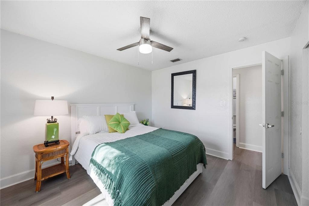 5281 BOYLE TERRACE photo 24
