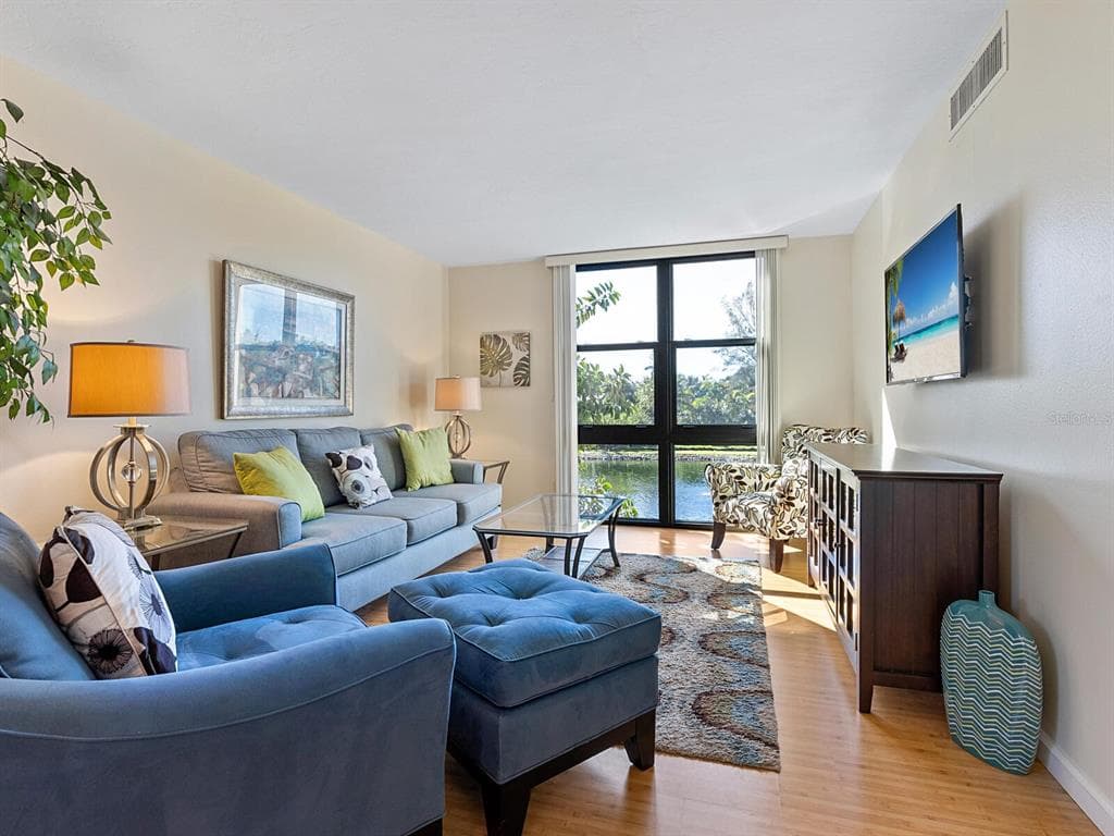 22 SANDY COVE ROAD APT 203 photo 9