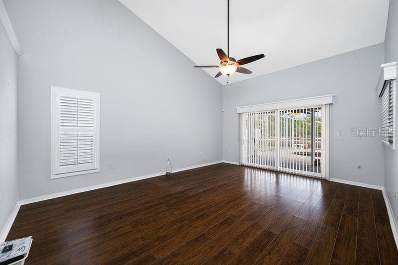 5321 GARDENS DR photo 22