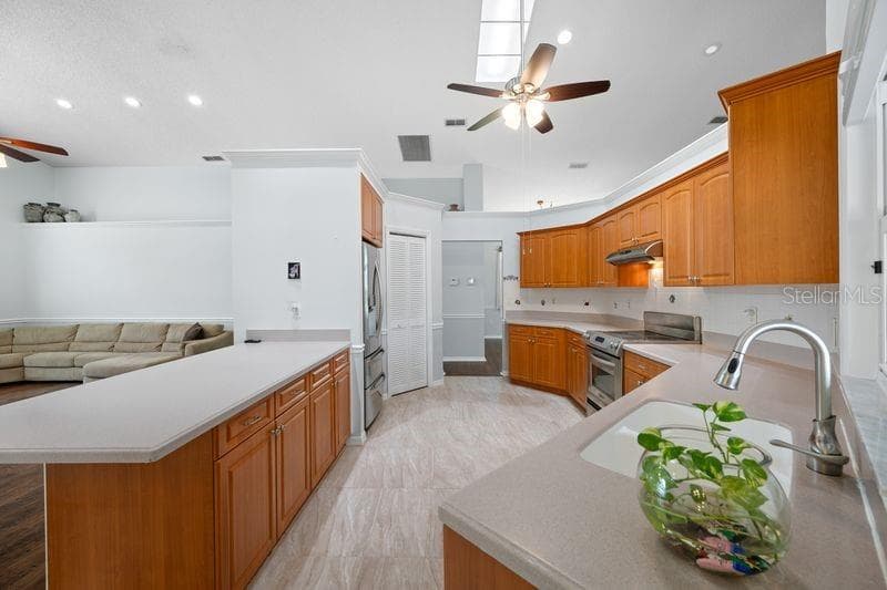 5321 GARDENS DR photo 11