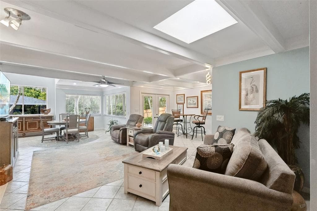 13502 COUNTRY CLUB DRIVE photo 6