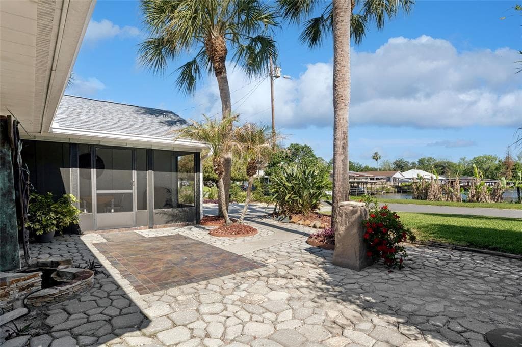 13502 COUNTRY CLUB DRIVE 4