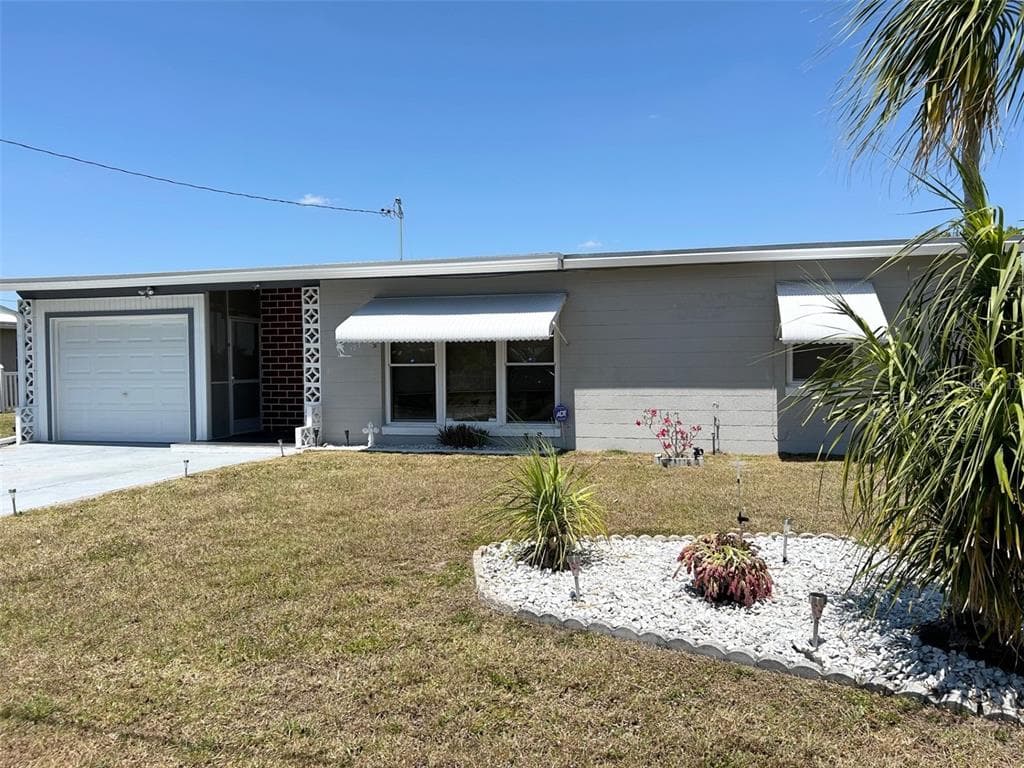 123 POINSETTIA CIRCLE NE 2
