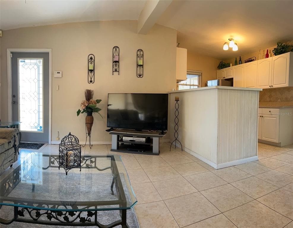 123 POINSETTIA CIRCLE NE photo 6