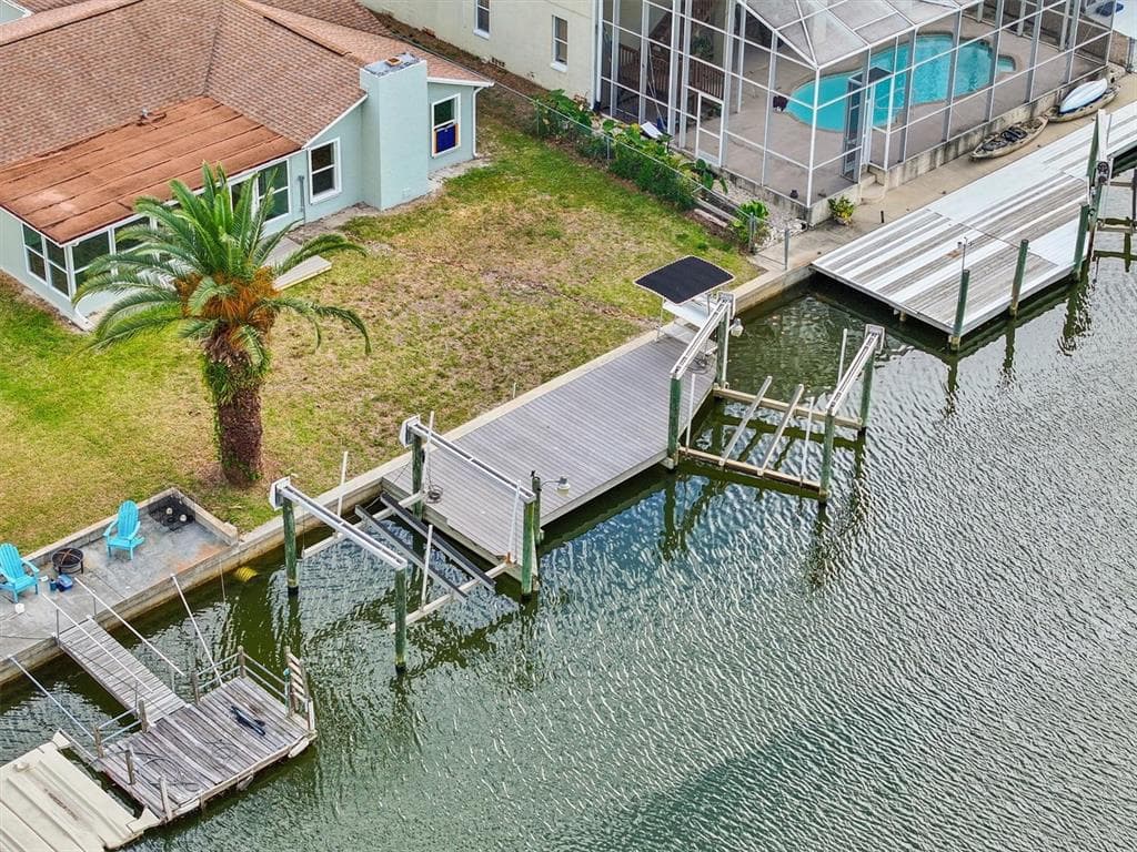7427 SOUTHWIND DRIVE photo 10