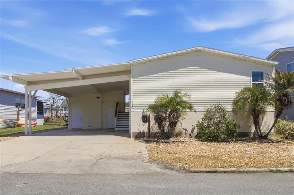 11673 W CLEARWATER COURT 4