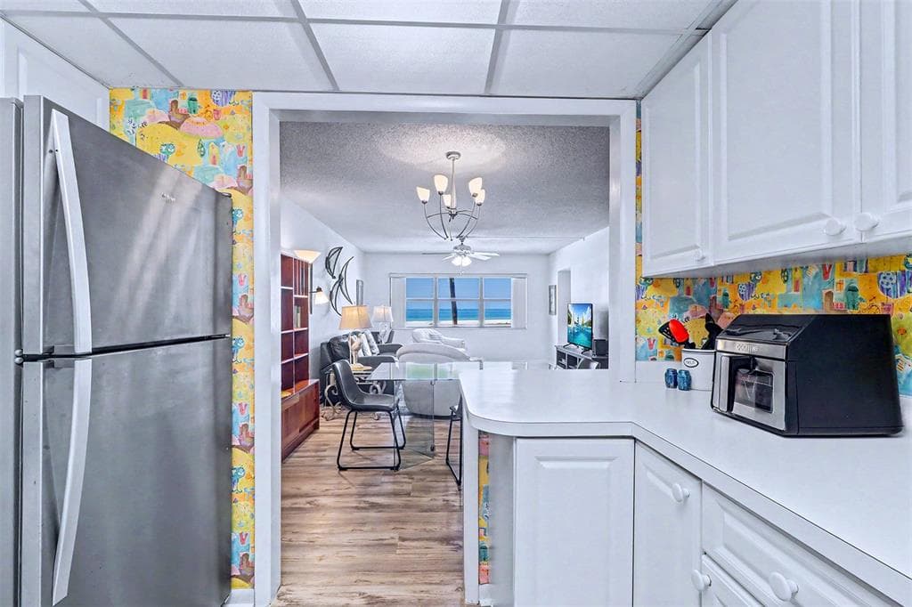 1230 GULF BOULEVARD 404 photo 16