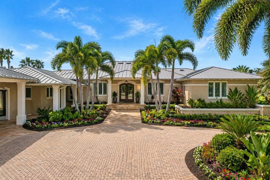 1721 GULF ROAD photo 5