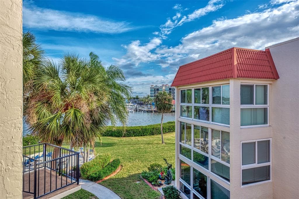 260 SANTA MARIA STREET 311 photo 2
