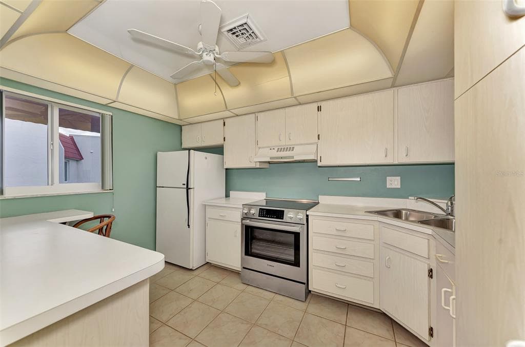 260 SANTA MARIA STREET 311 photo 16