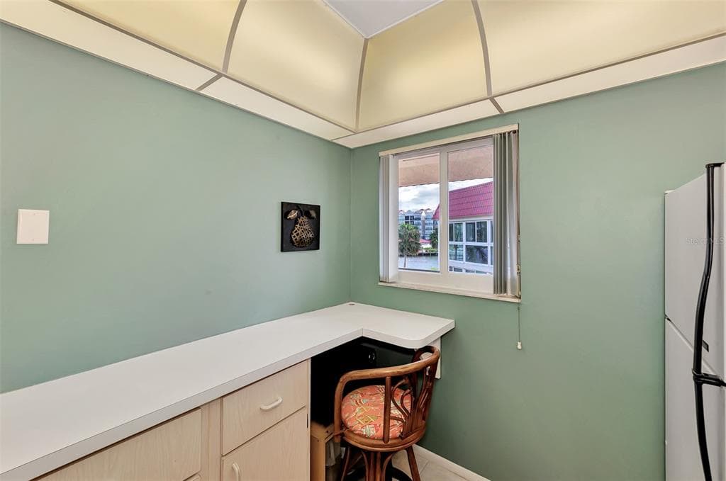 260 SANTA MARIA STREET 311 photo 18