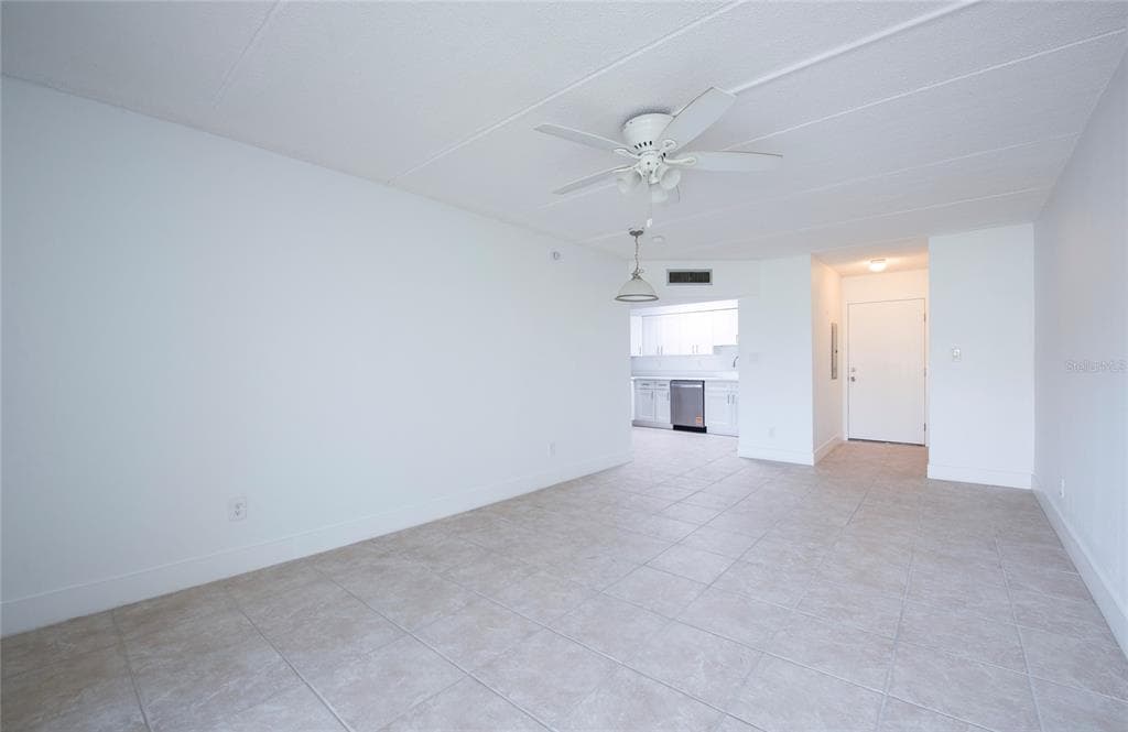 10365 PARADISE BOULEVARD 9 photo 14