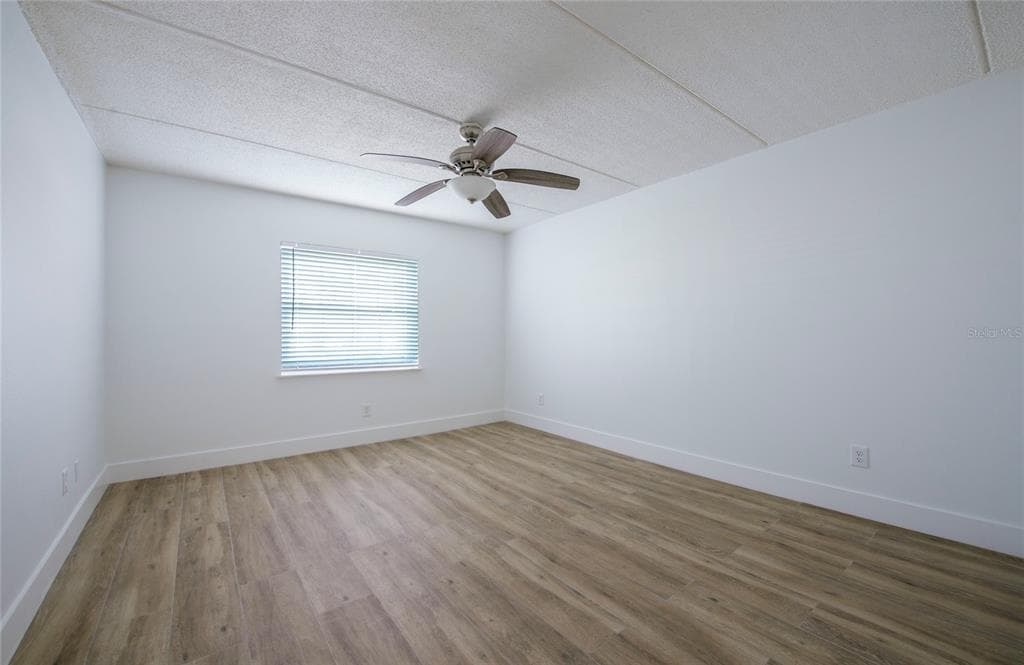 10365 PARADISE BOULEVARD 9 photo 18