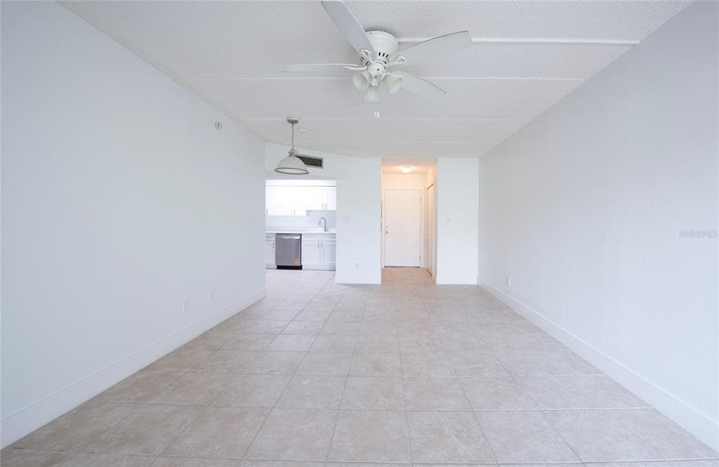 10365 PARADISE BOULEVARD 9 photo 15
