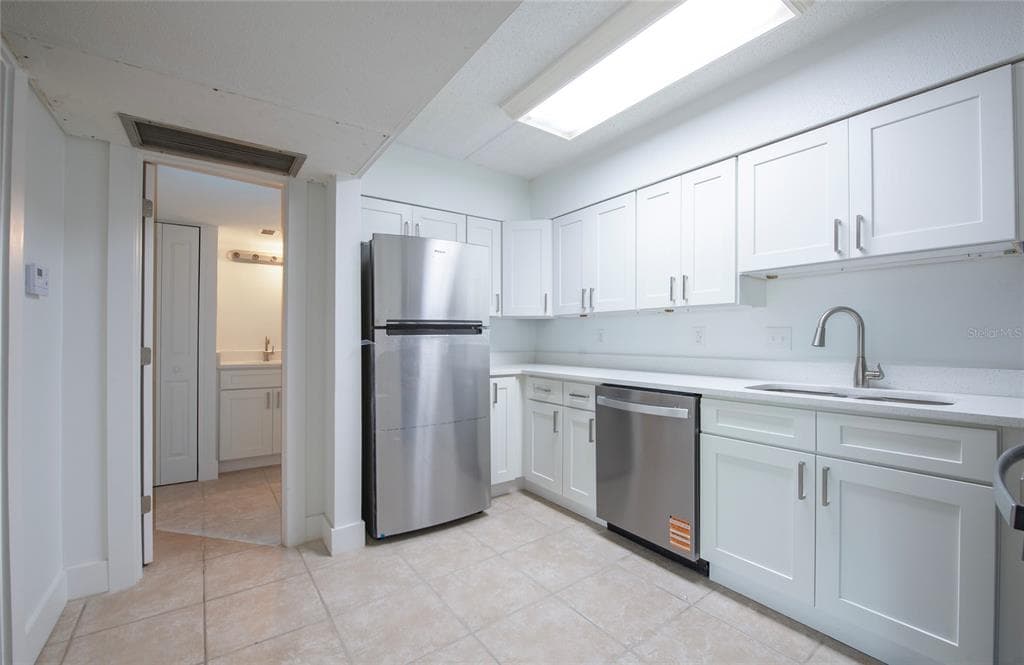 10365 PARADISE BOULEVARD 9 photo 8