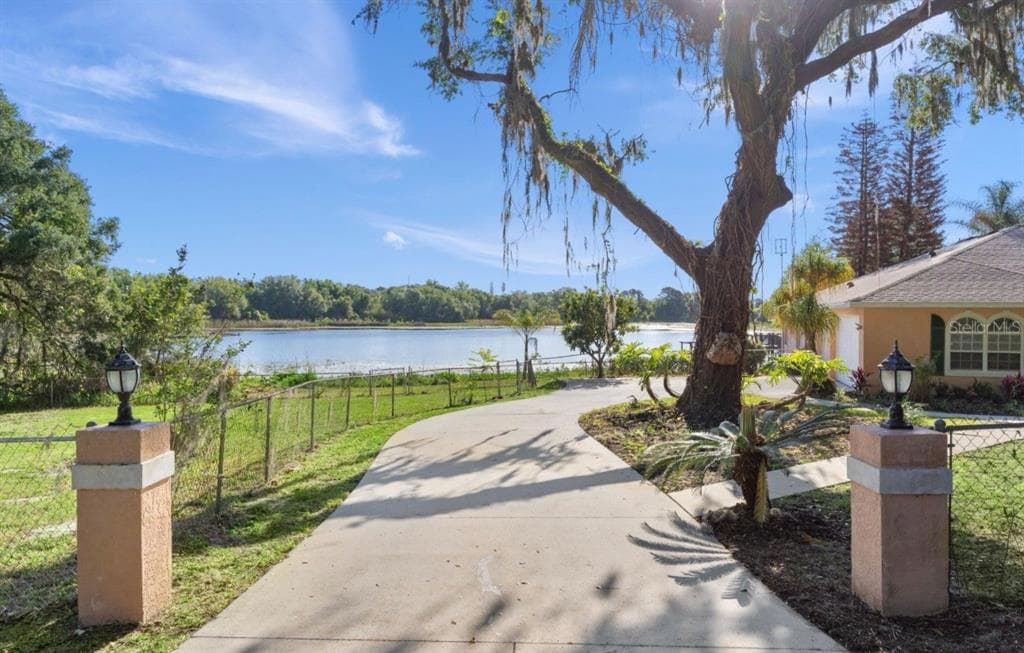 9440 COUNTY ROAD 561 2