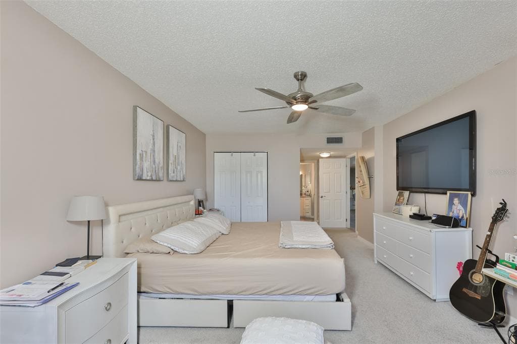 5400 PARK STREET N 208 photo 15