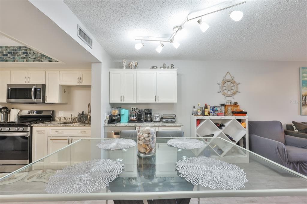 5400 PARK STREET N 208 photo 11