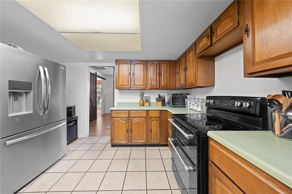 6570 BAY SHORE DRIVE photo 24