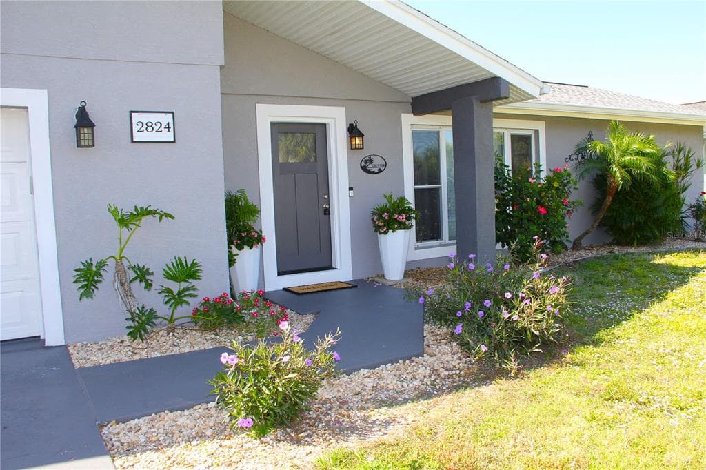 2824 SHANNON DRIVE photo 1