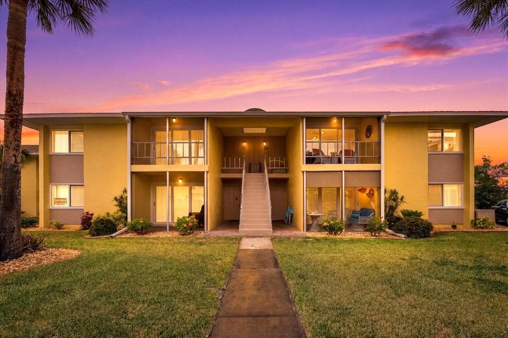 101 LOUELLA LANE 10 photo 24