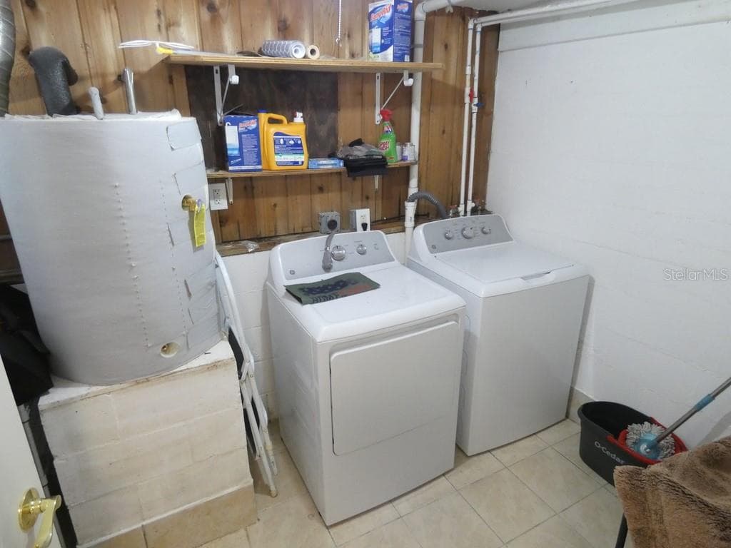 2215 S HUNT POINT photo 17