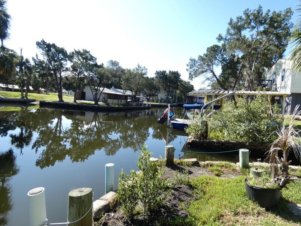 2215 S HUNT POINT photo 3